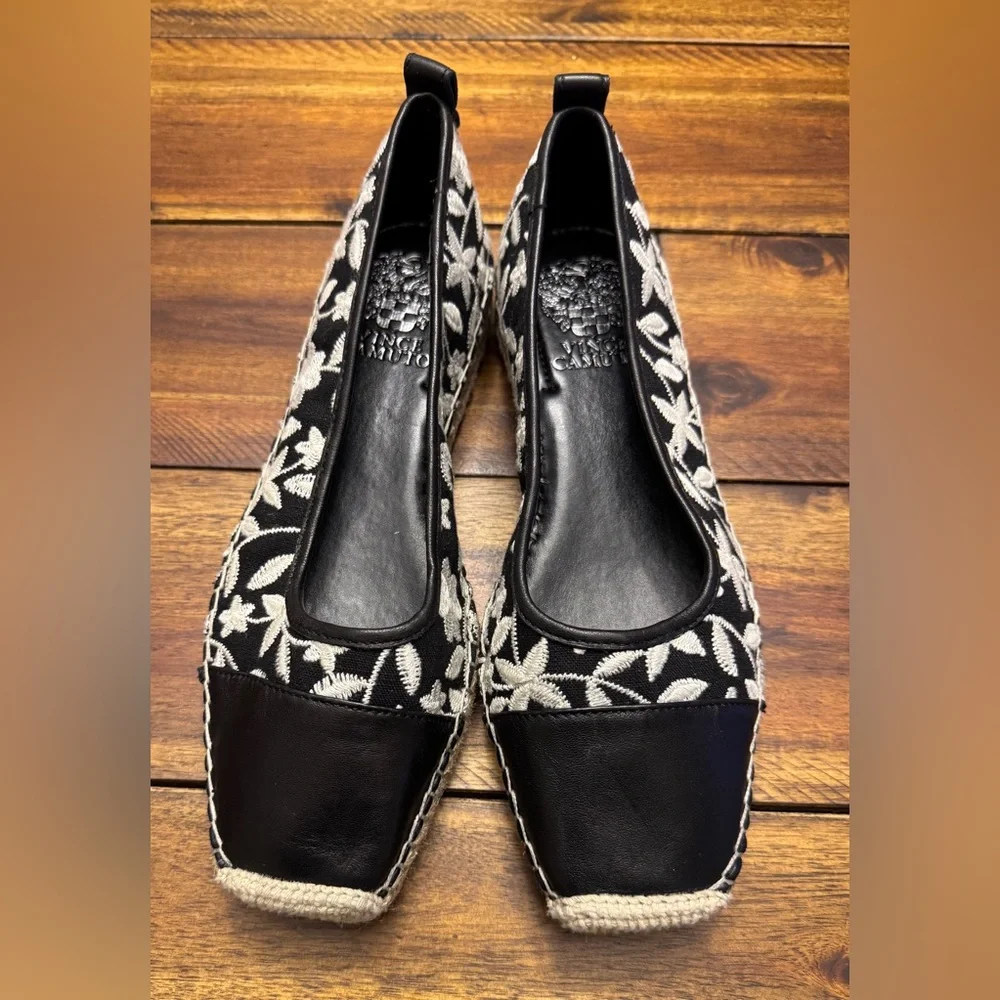 Vince Camuto Black and Cream Floral Espadrilles - Picture 8 of 8